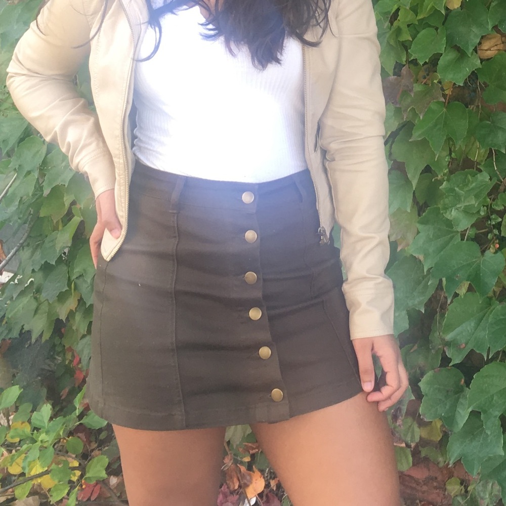 Olive green, button shirt skirt👌🏾